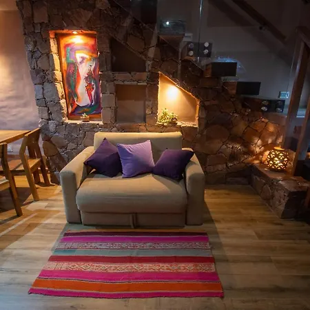 Tikay Humahuaca Refugio De Tierras Apartment Exterior photo