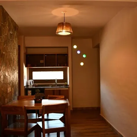 Tikay Humahuaca Refugio De Tierras Apartment Exterior photo