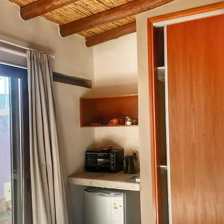 Tikay Humahuaca Refugio De Tierras Apartment Exterior photo