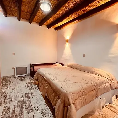 Tikay Humahuaca Refugio De Tierras Apartment Exterior photo